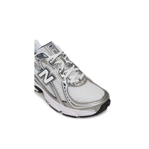 Buty sportowe dziecięce białe New Balance sznurowane