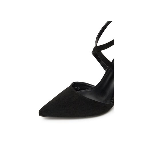 Czółenka DeeZee z klamrą 