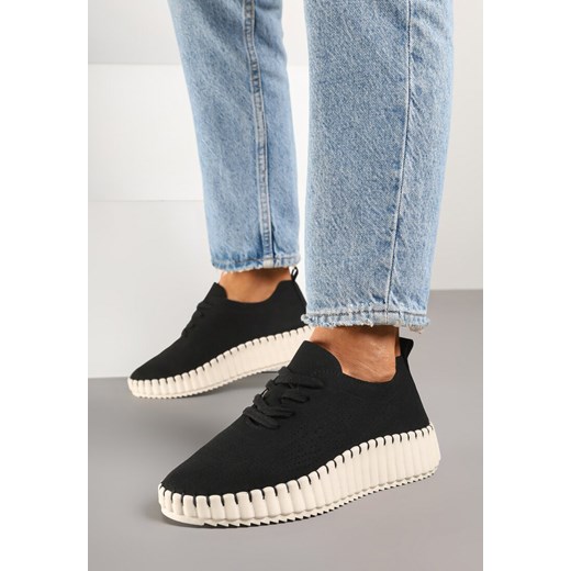 Czarne Ażurowe Sneakersy na Grubej Podeszwie z Tłoczeniem Ronele ze sklepu born2be.pl w kategorii Buty sportowe damskie - zdjęcie 178993940