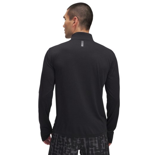 Męski longsleeve do biegania Under Armour UA Launch 1/4 ZIP - czarny ze sklepu Sportstylestory.com w kategorii T-shirty męskie - zdjęcie 178994274