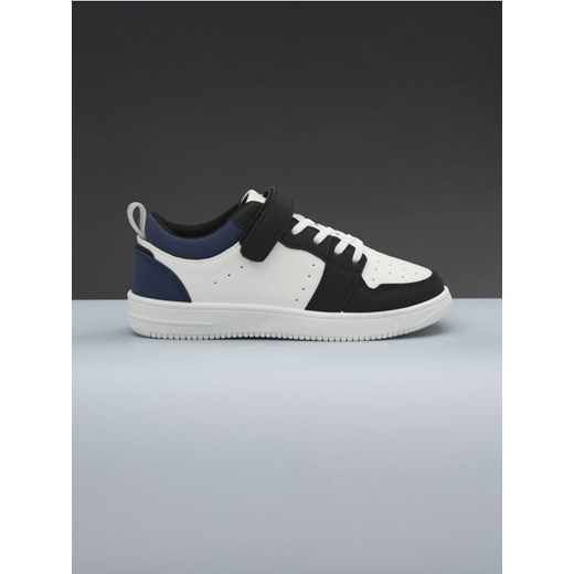 Sinsay - Sneakersy - biały Sinsay 28 Sinsay