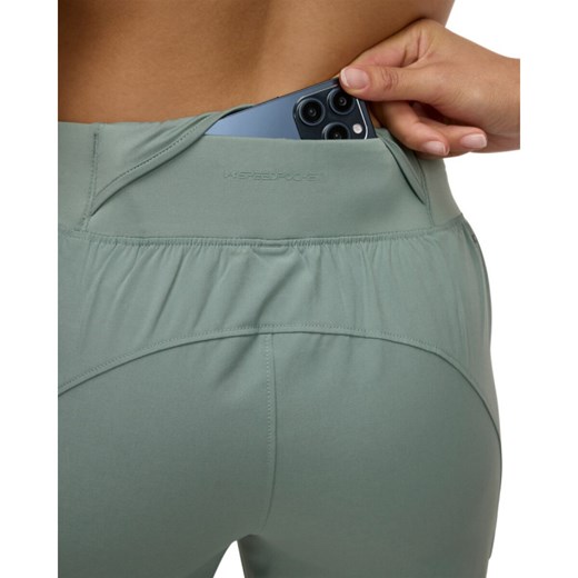 Damskie spodnie do biegania Under Armour UA OutRun the Storm Pants - zielone Under Armour M Sportstylestory.com
