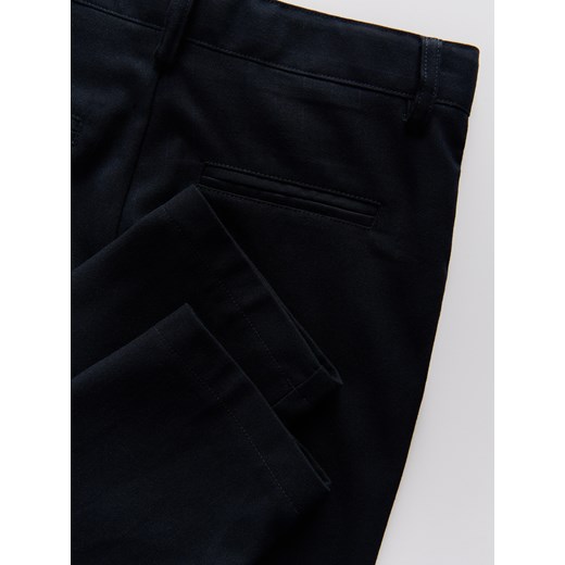 Reserved - Eleganckie spodnie regular - granatowy Reserved 128 (7-8 lat) Reserved