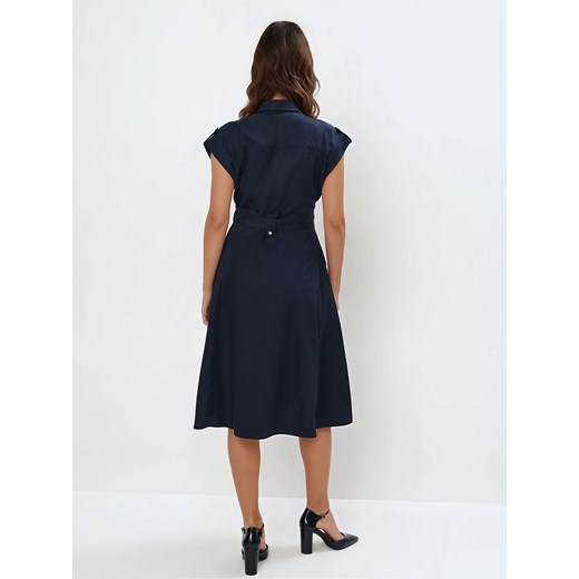 Sukienka Mohito z kołnierzykiem midi na uczelnię z krótkimi rękawami 