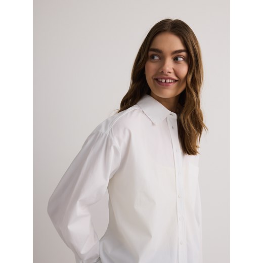 Reserved - Bawełniana koszula z kieszenią - biały Reserved S Reserved