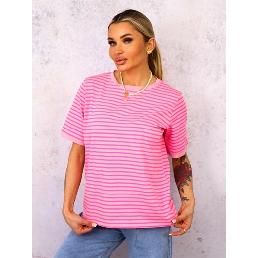 T-SHIRT OVERSIZE W PASKI- RÓŻOWO-FUKSJOWY ze sklepu olika.com.pl w kategorii Bluzki damskie - zdjęcie 179026582