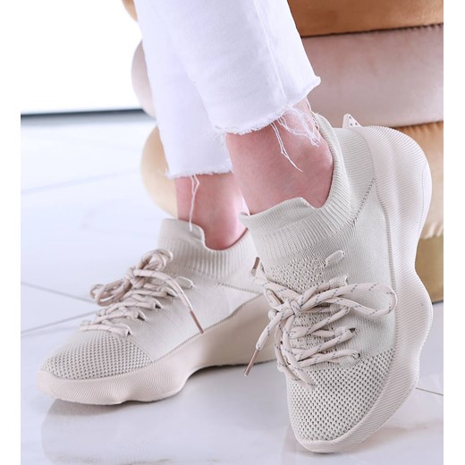 Beżowe buty sportowe na niskim koturnie i platformie /F5-2 13540 T236/ ze sklepu Pantofelek24.pl w kategorii Buty sportowe damskie - zdjęcie 179049653