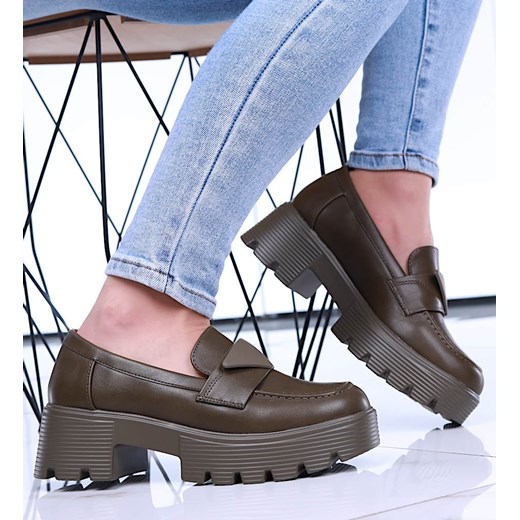 Zielone wsuwane loafersy damskie /F9-1 15492 T346/ ze sklepu Pantofelek24.pl w kategorii Półbuty damskie - zdjęcie 179054424