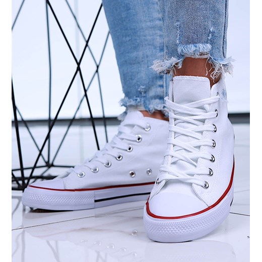 Wiązane wysokie białe trampki z tkaniny /G2-2 15906A G158/ ze sklepu Pantofelek24.pl w kategorii Trampki damskie - zdjęcie 179058922