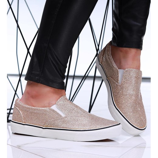 Wsuwane tenisówki damskie slip on Złote /A1-1 16603 G8-6/ ze sklepu Pantofelek24.pl w kategorii Trampki damskie - zdjęcie 179066633