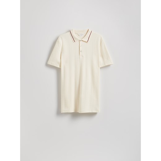 Reserved - Strukturalna koszulka polo regular - złamana biel ze sklepu Reserved w kategorii T-shirty męskie - zdjęcie 179106750