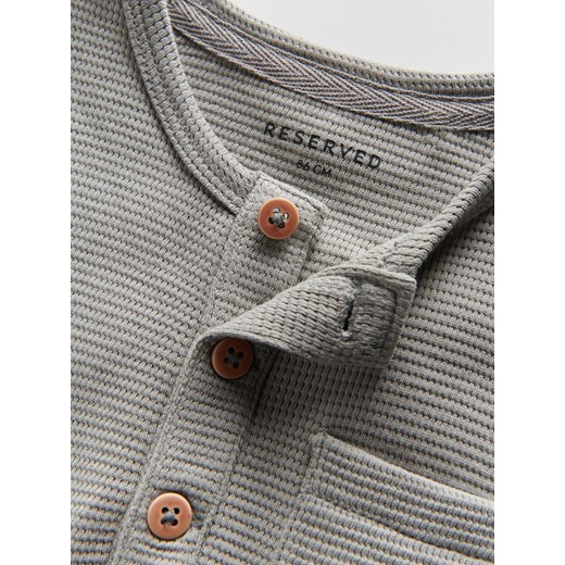 Odzież dla niemowląt szara Reserved z dzianiny letnia 