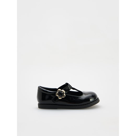 Reserved - Lakierowane loafersy - czarny ze sklepu Reserved w kategorii Półbuty dziecięce - zdjęcie 179139113