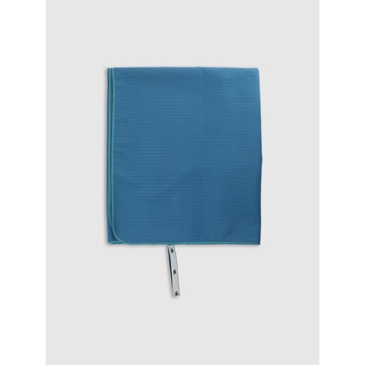 Ręcznik treningowy 4F 4FWSS25ATOWU060 - niebieski 80x170cm Sportstylestory.com