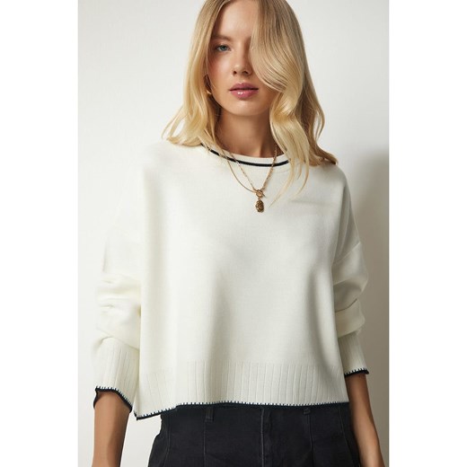 Happiness Istanbul Sweter w kolorze białym Happiness Istanbul onesize okazyjna cena Limango Polska