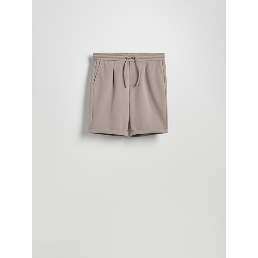 Reserved - Szorty regular fit - beżowy Reserved S Reserved