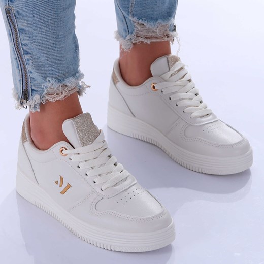 Wiązane beżowe trampki damskie /B5-1 17328 G282/ ze sklepu Pantofelek24.pl w kategorii Buty sportowe damskie - zdjęcie 179186524