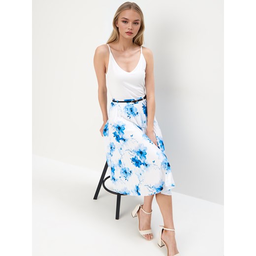 Spódnica Mohito midi na wiosnę 