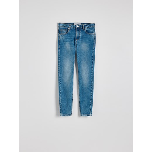 Reserved - Jeansy slim fit ze średnim stanem - niebieski ze sklepu Reserved w kategorii Jeansy damskie - zdjęcie 179230412