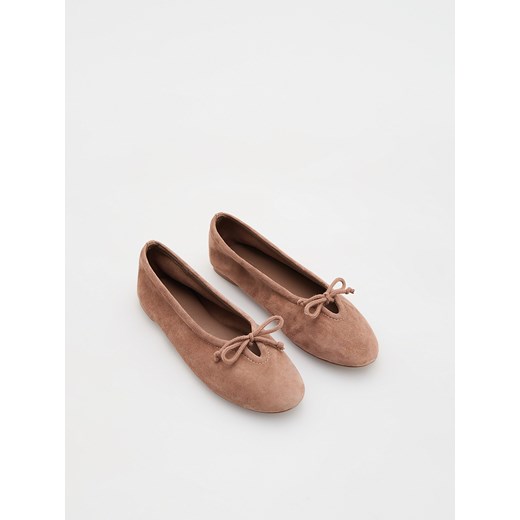 Reserved - Skórzane baleriny - beżowy Reserved 38 Reserved