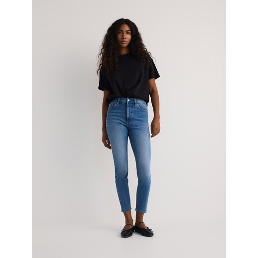 Reserved - Jeansy slim fit mid rise - niebieski ze sklepu Reserved w kategorii Jeansy damskie - zdjęcie 179230662