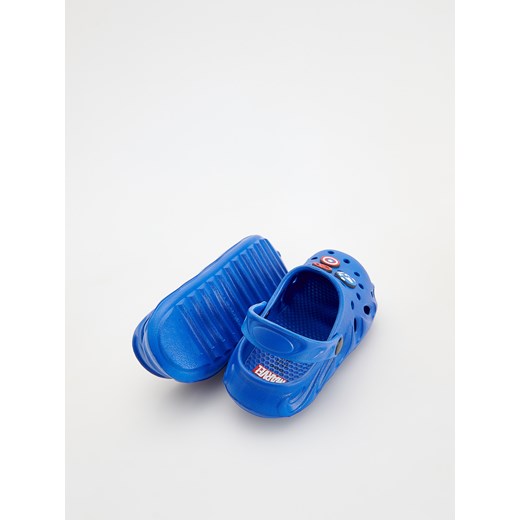 Klapki dziecięce Reserved bez zapięcia 