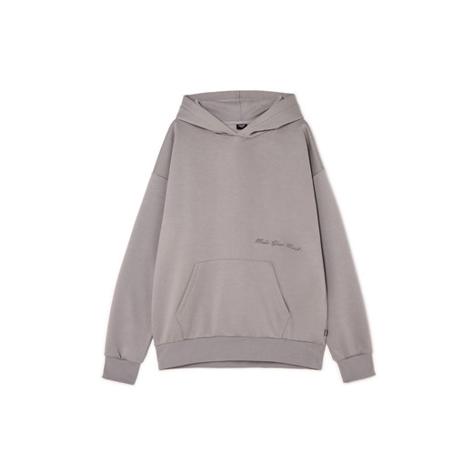 Cropp - Szara bluza z kapturem i napisami - jasny szary ze sklepu Cropp w kategorii Bluzy męskie - zdjęcie 179267413