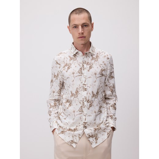 Reserved - Koszula slim fit z domieszką lnu - beżowy ze sklepu Reserved w kategorii Koszule męskie - zdjęcie 179281200