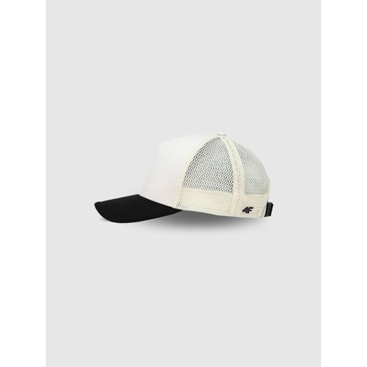 Czapka z daszkiem trucker uniseks 4F 4FRSS25ACABU446 - biała ze sklepu Sportstylestory.com w kategorii Czapki z daszkiem męskie - zdjęcie 179309390