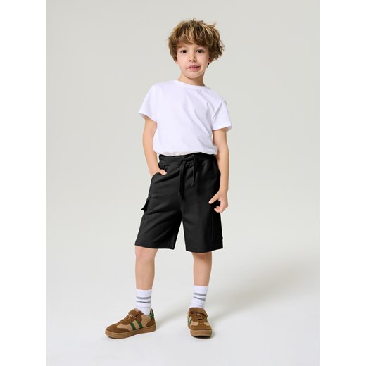 Sinsay - Szorty cargo - czarny Sinsay 140 Sinsay