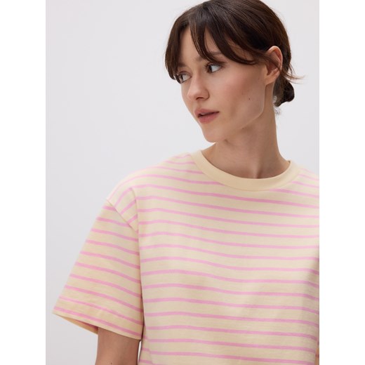 Bluzka damska Reserved różowa wiosenna z krótkimi rękawami 