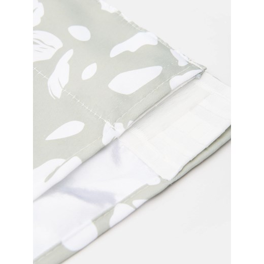 Sinsay - Wzorzysta zasłona na taśmie - zielony Sinsay One Size Sinsay