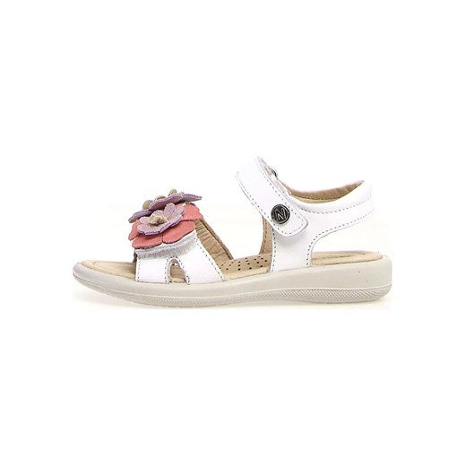 Naturino Skórzane sandały &quot;Bunaken&quot; w kolorze białym ze sklepu Limango Polska w kategorii Sandały dziecięce - zdjęcie 179384094