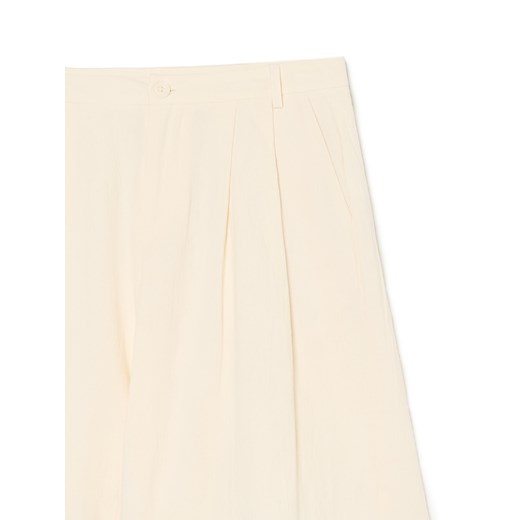 Cropp - Kremowe bermudy - kremowy Cropp 36 Cropp