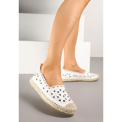 Białe Espadryle z Ażurową Cholewką i Plecionką Odine ze sklepu born2be.pl w kategorii Espadryle damskie - zdjęcie 179398790