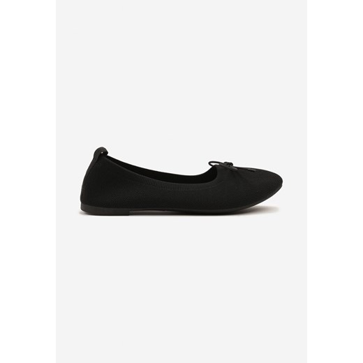 Czarne balerinki Born2be casual bez zapięcia