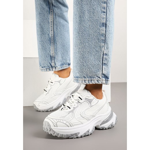 Białe Sneakersy na Grubej Podeszwie Ozdobione Geometrycznym Motywem Mevillia ze sklepu born2be.pl w kategorii Buty sportowe damskie - zdjęcie 179402671