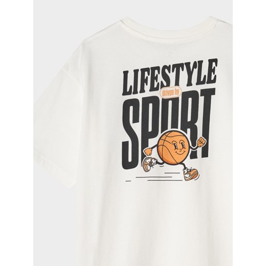 Chłopięcy t-shirt z nadrukiem 4F 4FJRSS25TTSHM2567 - biały ze sklepu Sportstylestory.com w kategorii T-shirty chłopięce - zdjęcie 179403951