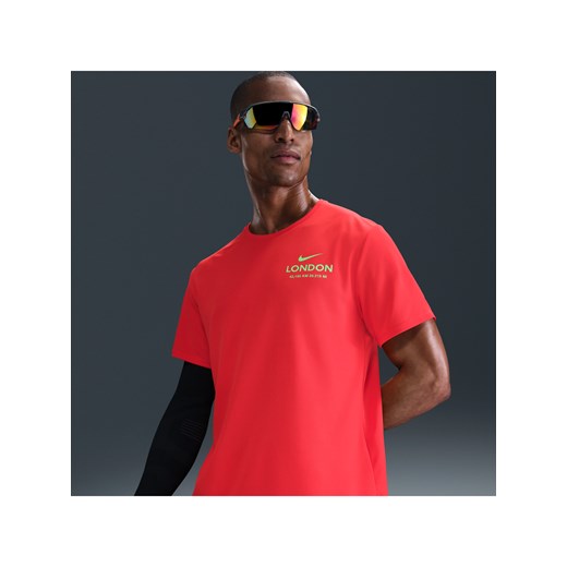 Męski T-shirt do biegania Nike Miler - Czerwony ze sklepu Nike poland w kategorii T-shirty męskie - zdjęcie 179409133