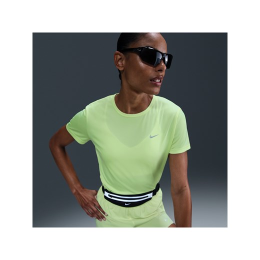 Damska koszulka z krótkim rękawem do biegania Dri-FIT Nike Tempo - Żółty ze sklepu Nike poland w kategorii Bluzki damskie - zdjęcie 179409134