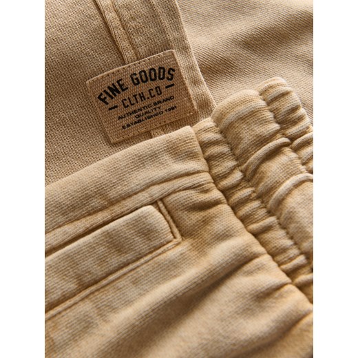 Spodenki chłopięce Reserved beżowe na lato 