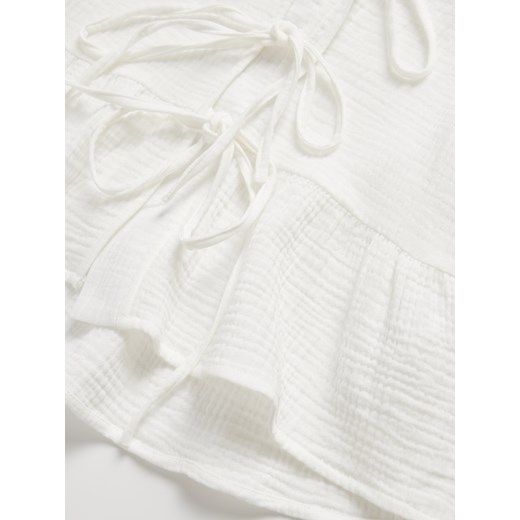 Reserved - Muślinowa bluzka z wiązaniem - biały Reserved M Reserved