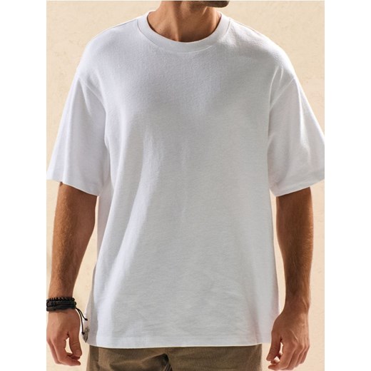 Sinsay - Koszulka w stylu basic - biały ze sklepu Sinsay w kategorii T-shirty męskie - zdjęcie 179419734