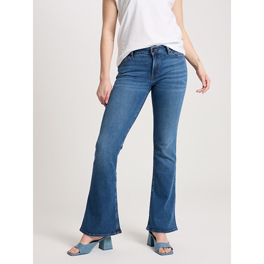 Cross Jeans Dżinsy - Flare fit - w kolorze niebieskim ze sklepu Limango Polska w kategorii Jeansy damskie - zdjęcie 179422222