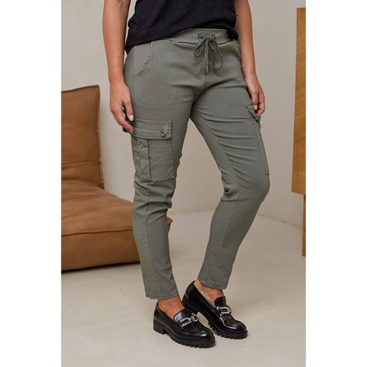 Curvy Lady Bojówki w kolorze khaki Curvy Lady 48/50 wyprzedaż Limango Polska