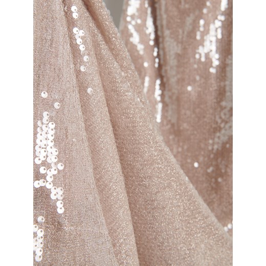 Sukienka Reserved midi na ramiączkach z dekoltem v 