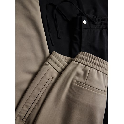 Spodnie męskie Reserved 