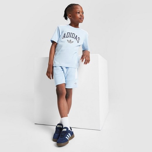ADIDAS KOMPLET $VARSITY T/SHT SET BLU ze sklepu JD Sports  w kategorii Komplety dziewczęce - zdjęcie 179482640