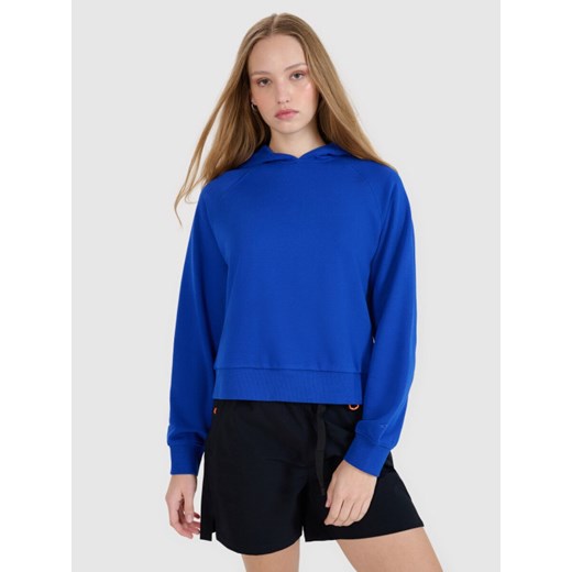 Damska bluza dresowa nierozpinana z kapturem 4F 4FWSS25TSWSF1748 - niebieska ze sklepu Sportstylestory.com w kategorii Bluzy damskie - zdjęcie 179485290
