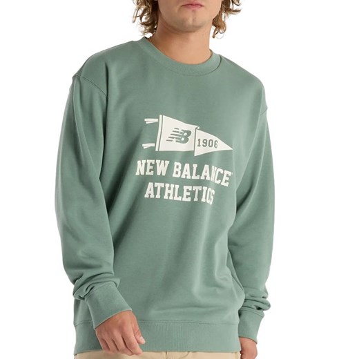 Bluza męska New Balance MT51929DKJ - zielona ze sklepu streetstyle24.pl w kategorii Bluzy męskie - zdjęcie 179488031